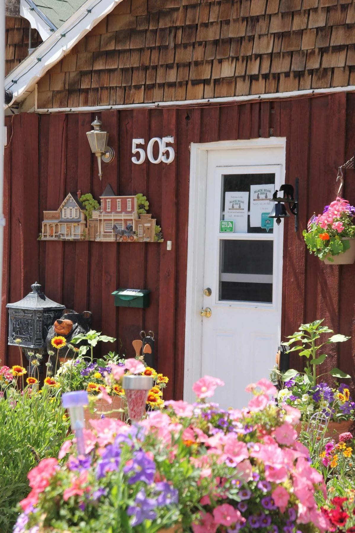 Black Bear Inn Dubois Eksteriør billede